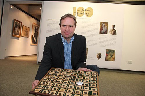 Museums Archäologe Dr. Carl Pause