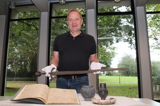 0810 175 Jahre Archaeologie in Neuss 01.jpg