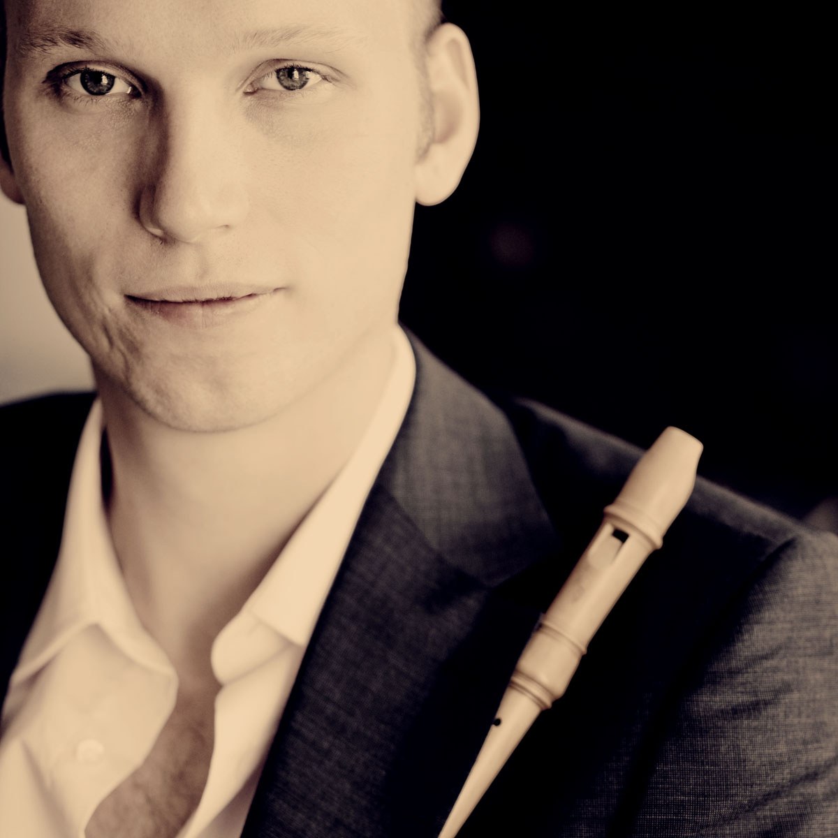 Flötist Erik Bosgraaf trifft auf Jazzer Lajos Dudas Flötist Erik Bosgraaf trifft auf Jazzer Lajos Dudas