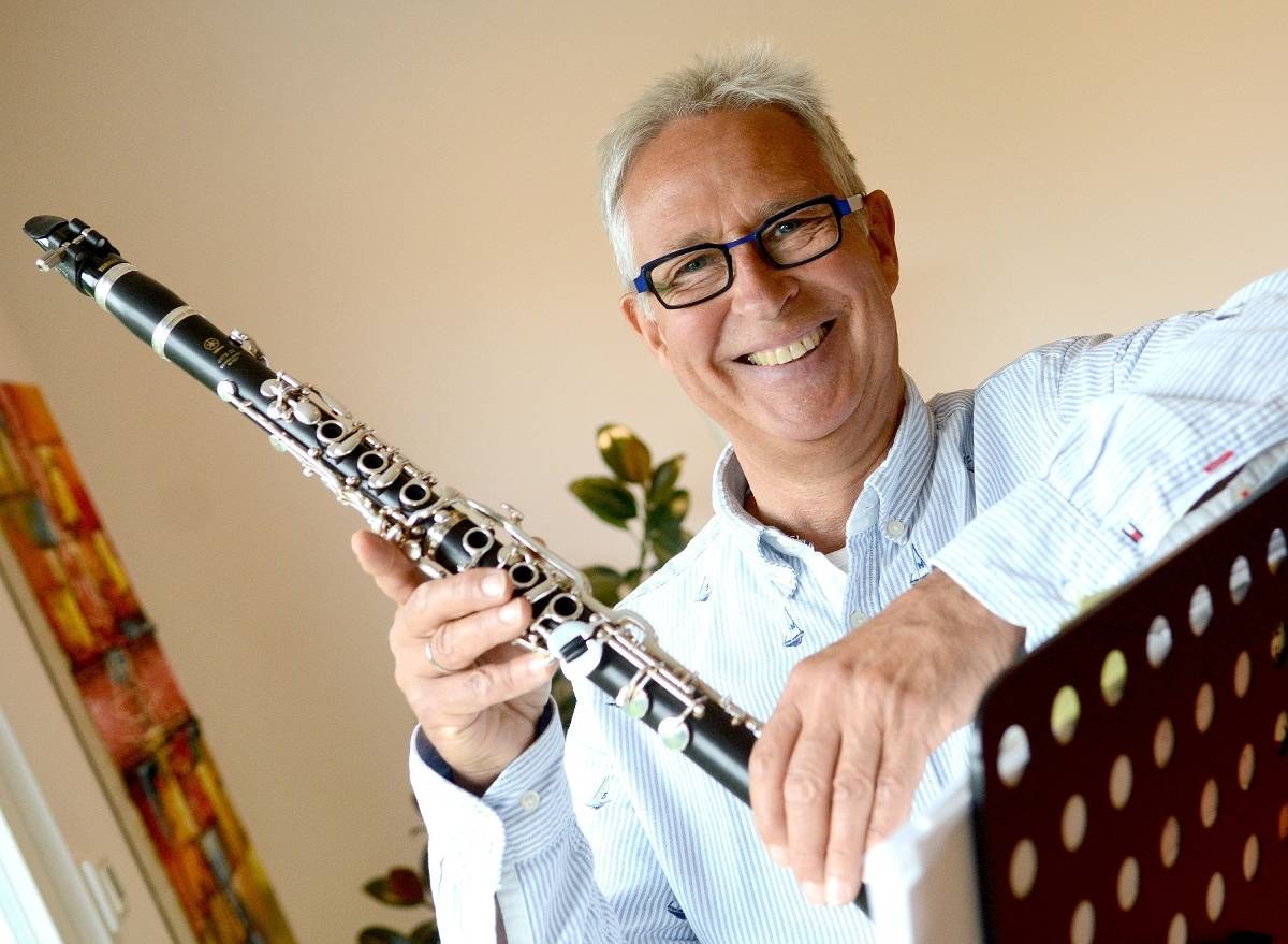 Musikschule in Neuss : „Man ist nie zu alt, um ein Instrument zu lernen“ Musikschule in Neuss : „Man ist nie zu alt, um ein Instrument zu lernen“