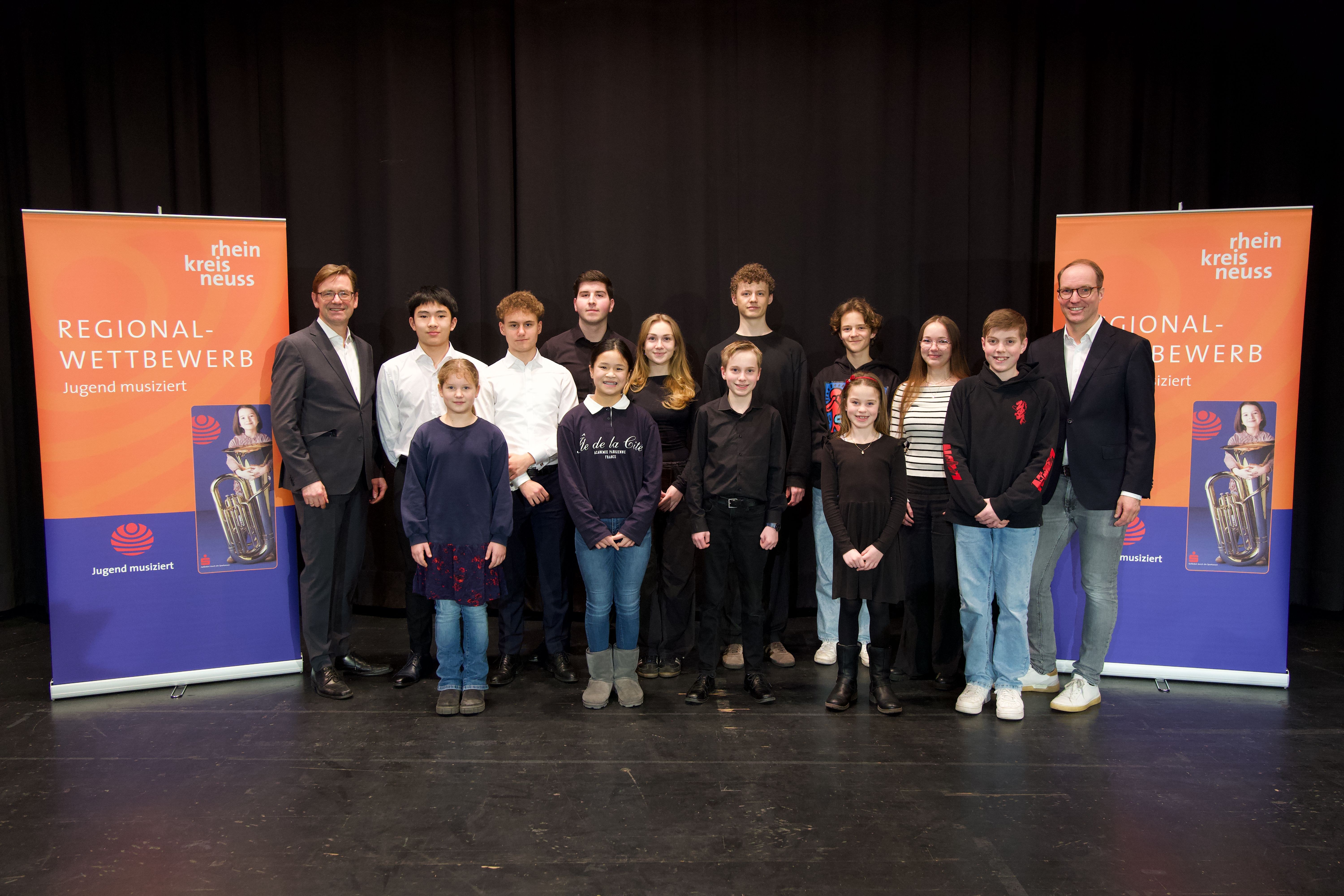 Schülerinnen und Schüler glänzen bei Jugend musiziert Schülerinnen und Schüler glänzen bei Jugend musiziert