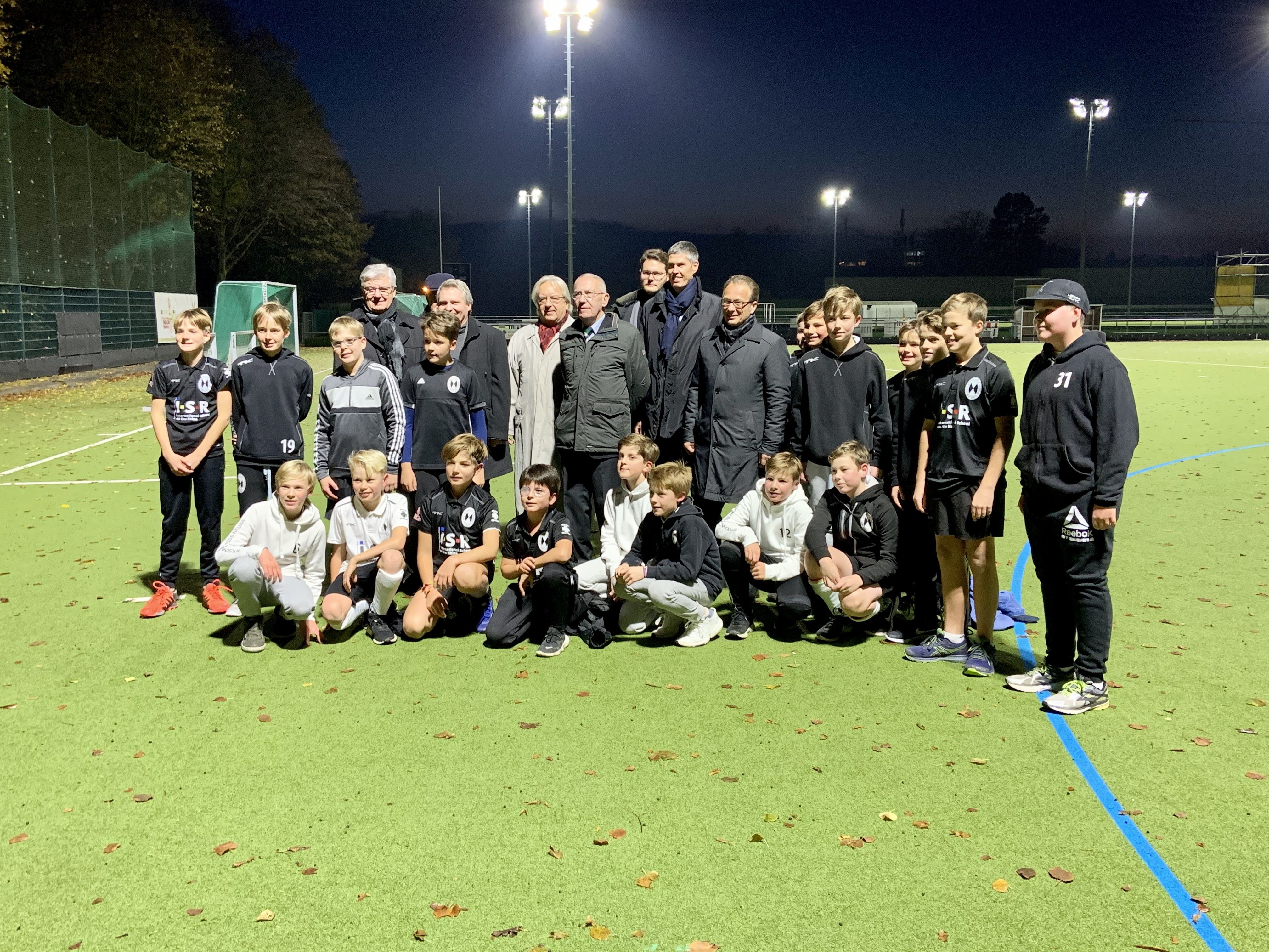 Eröffnung des zweiten Kunstrasen-Hockeyfeldes und Einweihung der Flutlichtanlagen Eröffnung des zweiten Kunstrasen-Hockeyfeldes und Einweihung der Flutlichtanlagen