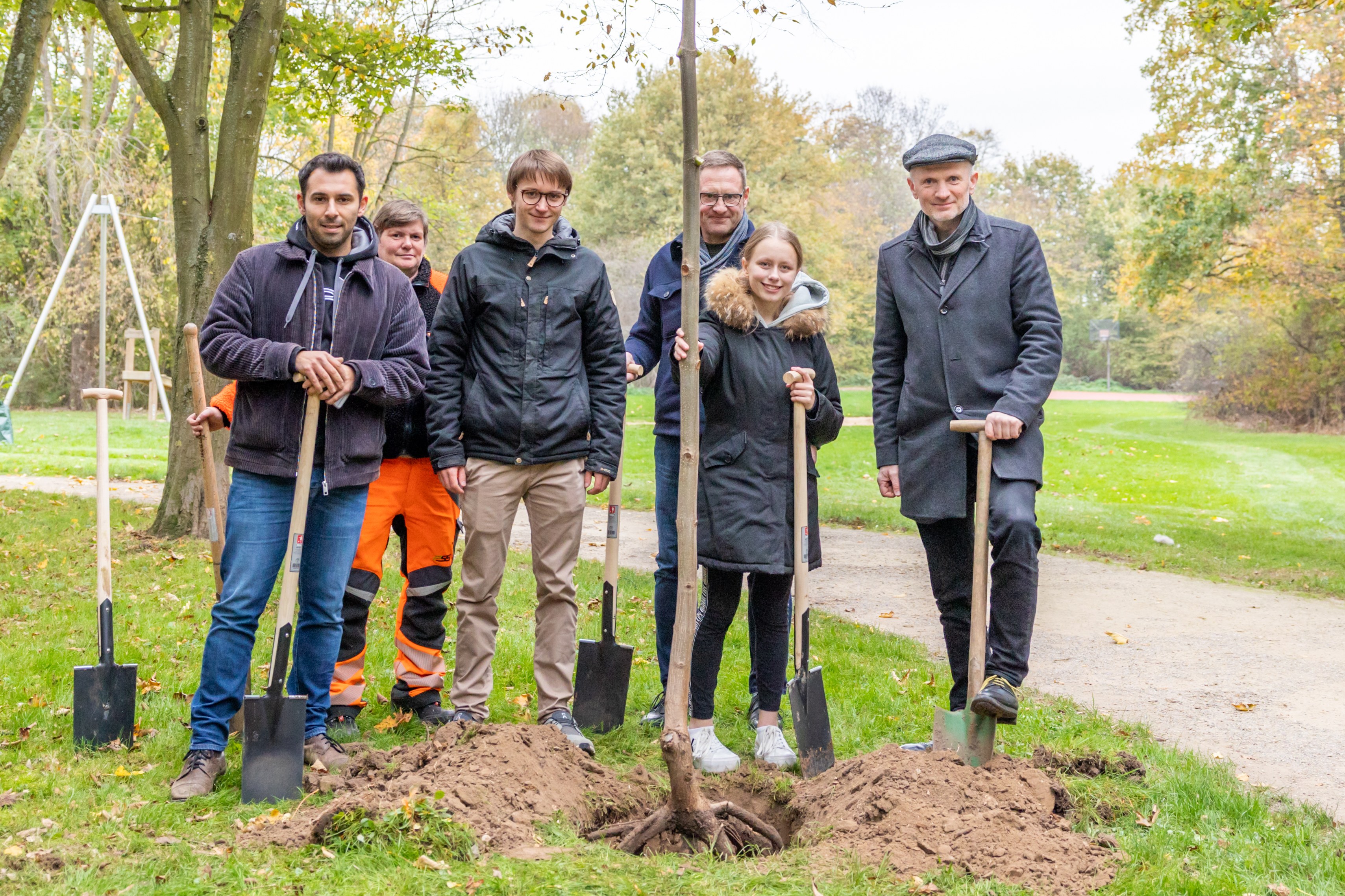 Baumpflanzaktion am Nierspark