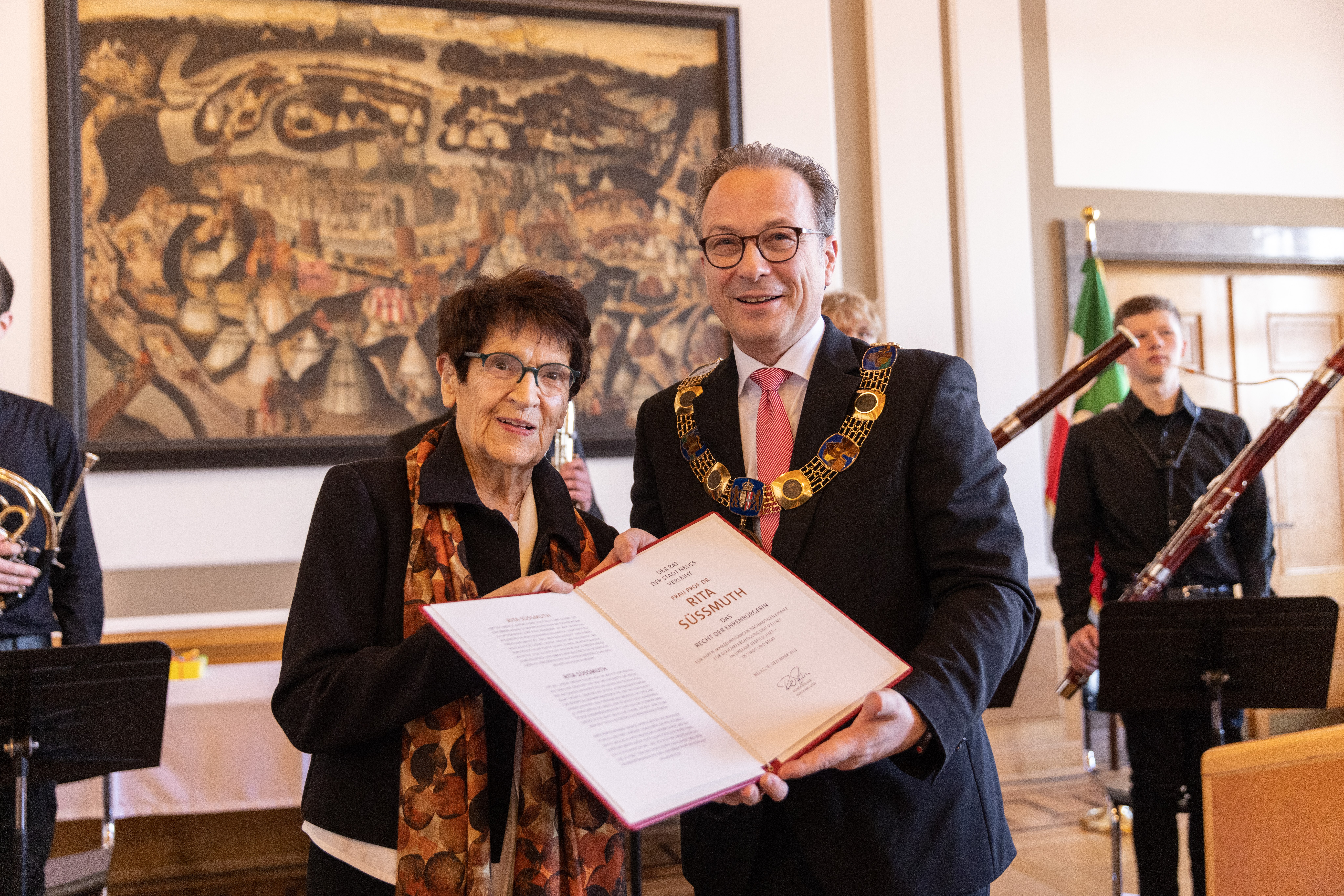 Erste Ehrenbürgerin der Stadt Neuss: Prof. Dr. Rita Süssmuth Erste Ehrenbürgerin der Stadt Neuss: Prof. Dr. Rita Süssmuth