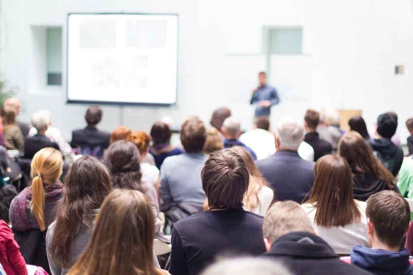 Gründer*innen Treff rund um das Thema Unternehmens-Website