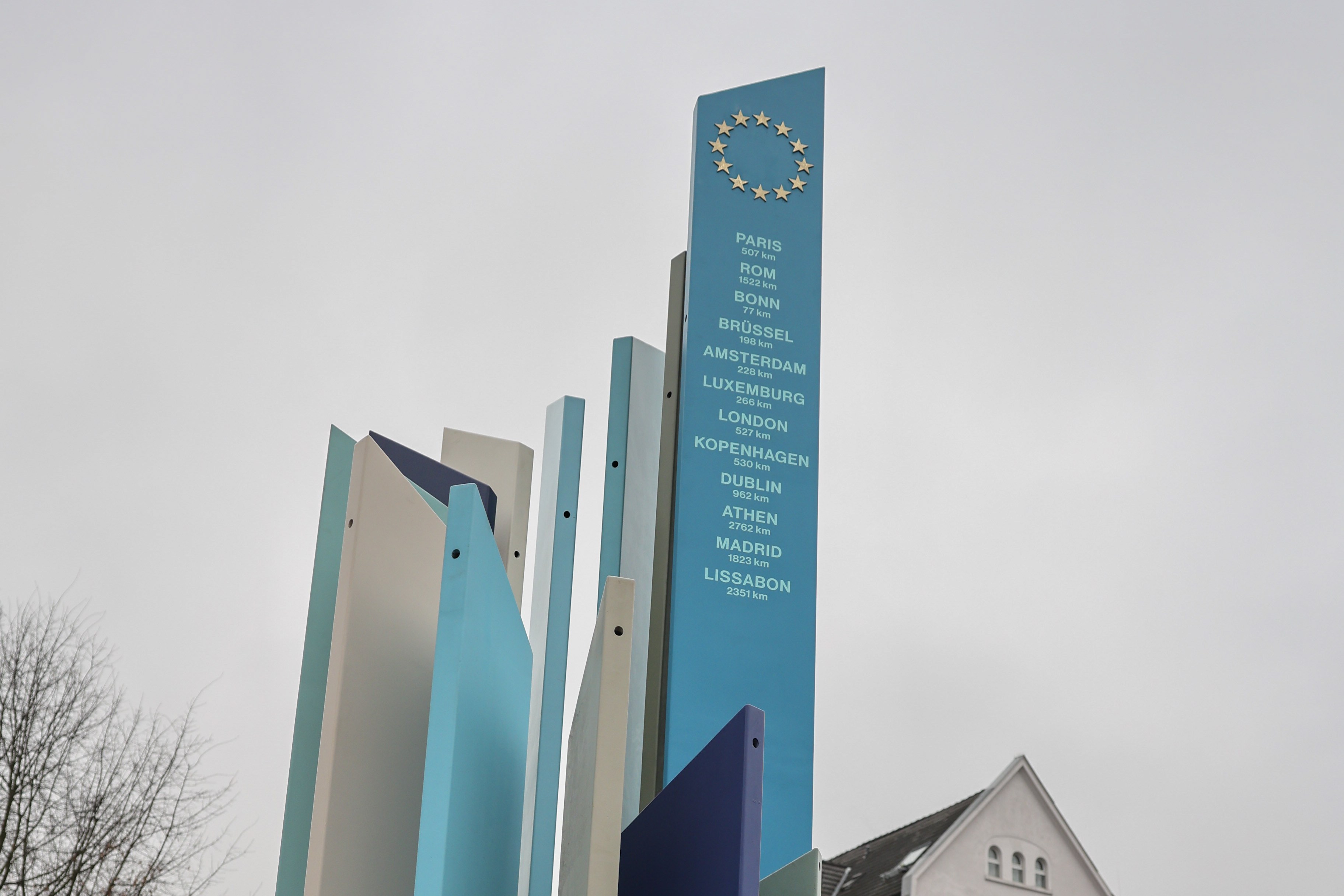 Enthüllung der Europa-Stele nach Restaurierung