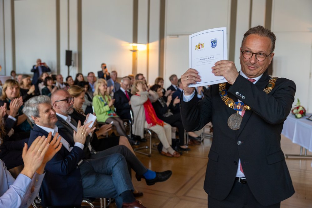 Städtepartnerschaft zwischen Neuss und Herzliya besiegelt