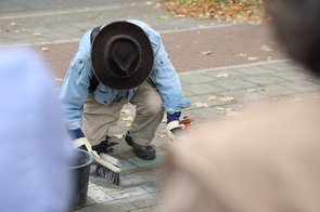 Verlegung Stolpersteine in Neuss 