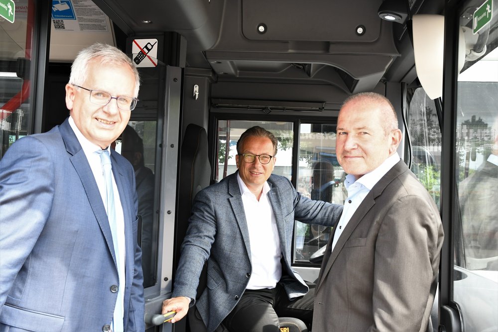 Drei Elektrobusse für die SWN