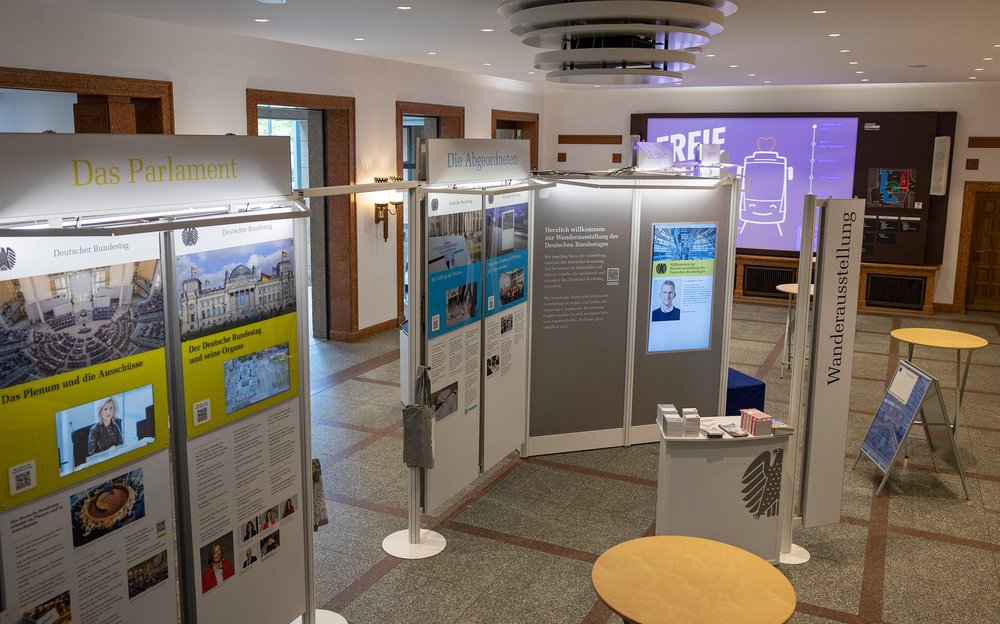 Wanderausstellung des Deutschen Bundestages
