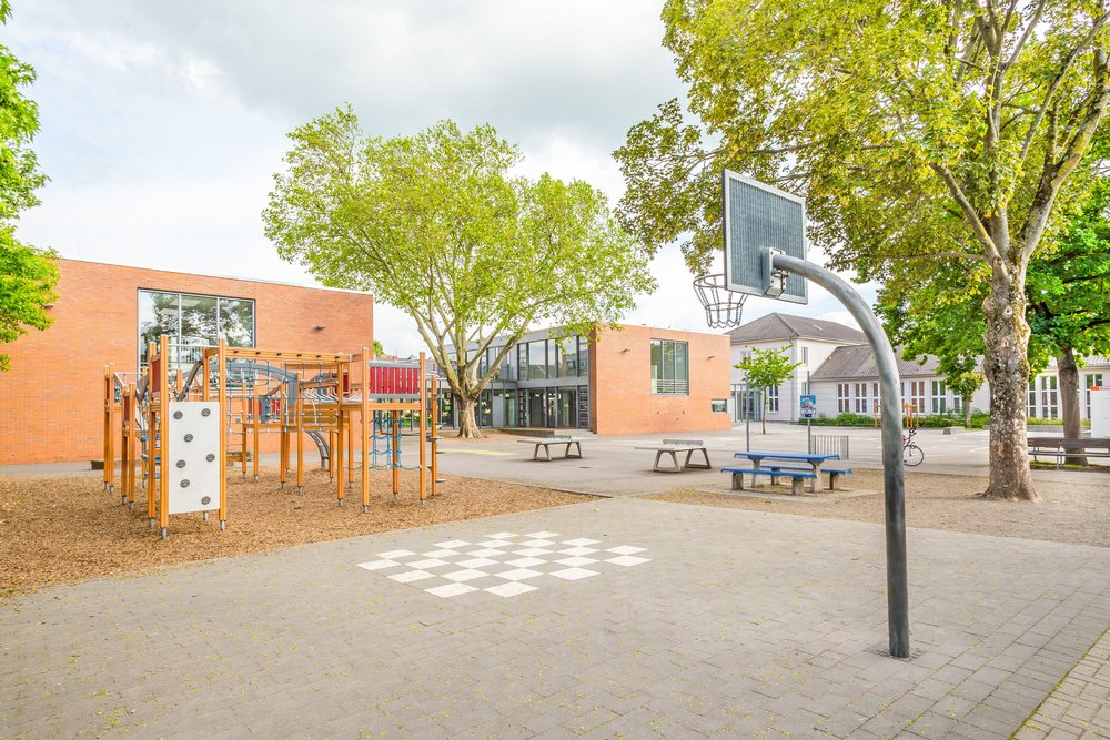 Stadt Neuss sichert Rechtsanspruch auf OGS-Plätze – Ausbau an Schulen gestartet