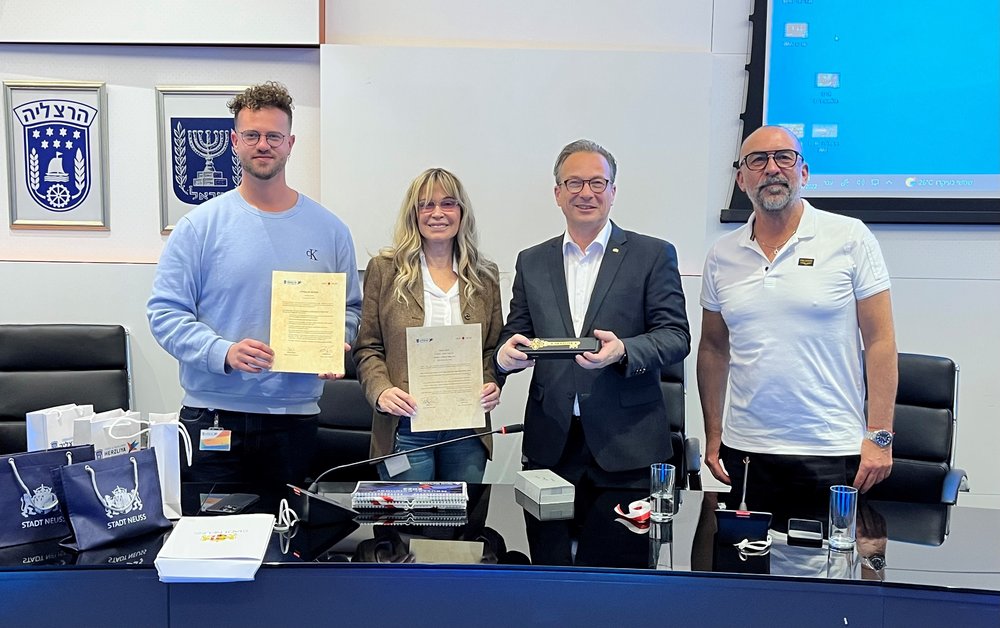 Neusser Delegation reist nach Herzliya