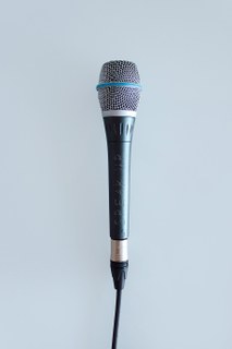 Gesang, Mikrofon (Hochformat)